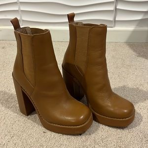 Steve Madden boots